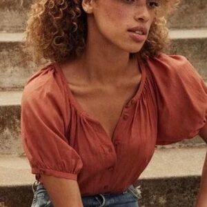 Doen Rust Puff Sleeve Button Front Blouse